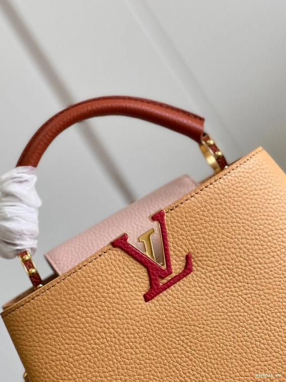 WIS CAPUCINES LOUIS VUITTON BB 1212